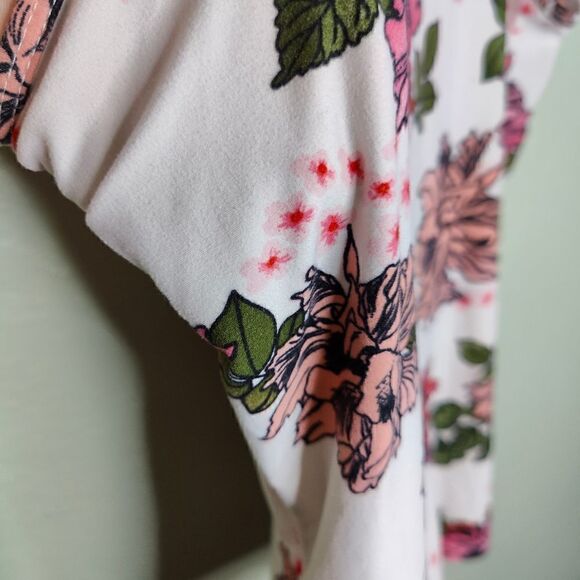 Y2K Floral Stretch Tank Top - Picture 5 of 5